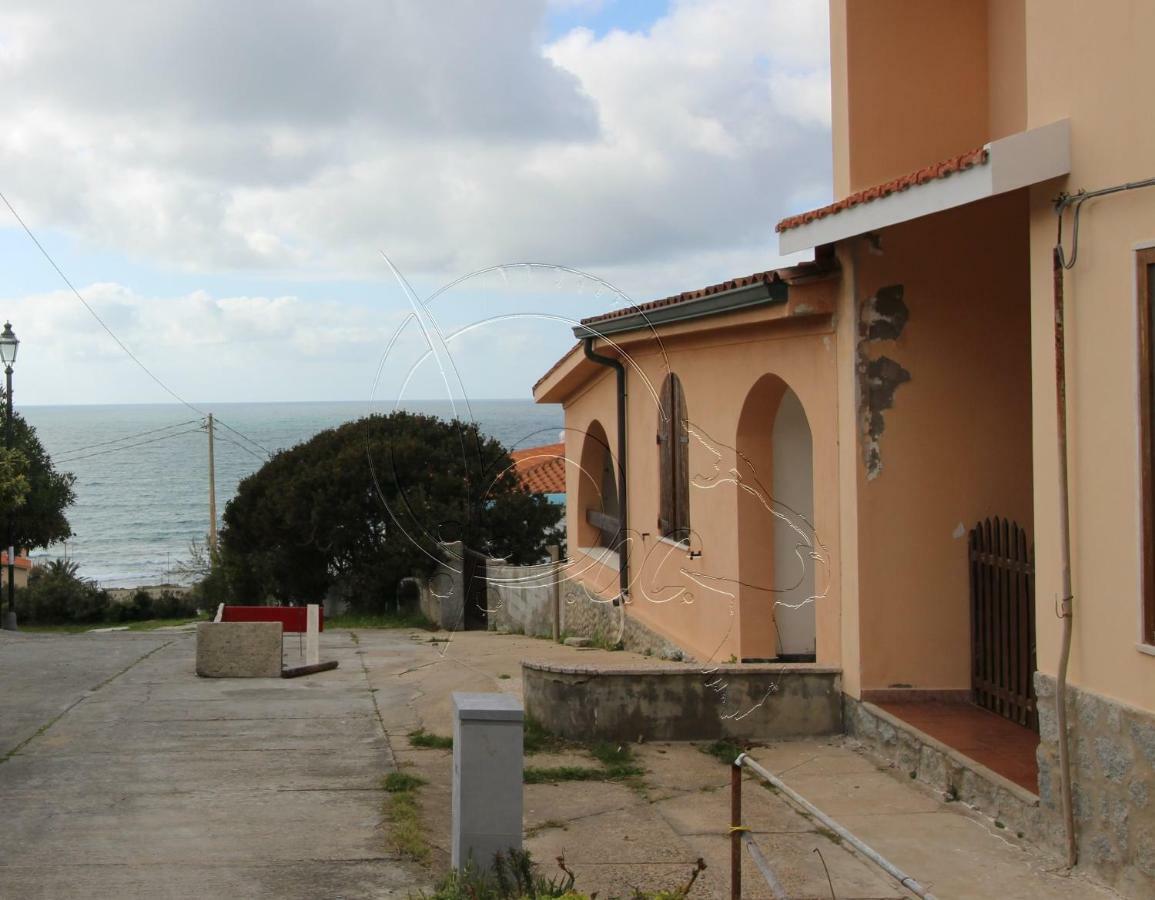 Ampio Appartamento Marina Di อาร์บุส ภายนอก รูปภาพ